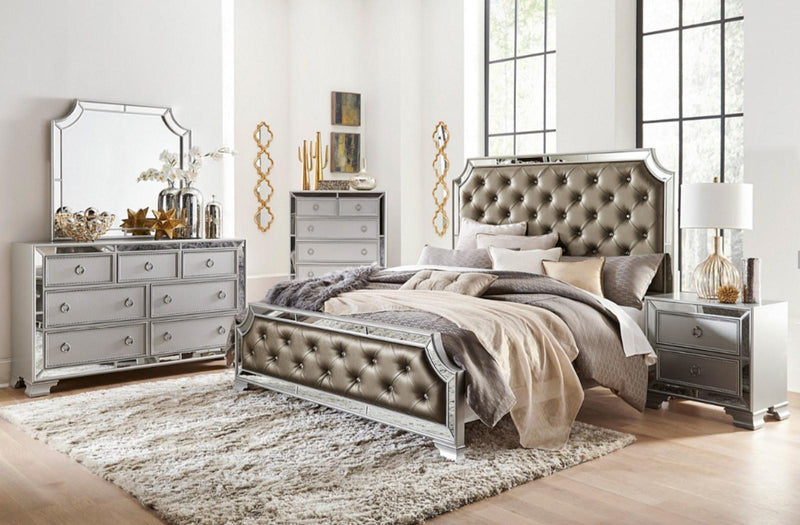 Avondale Queen Upholstered Panel Bed in Silver 1646-1*